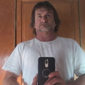 Meet your Posher, Louis